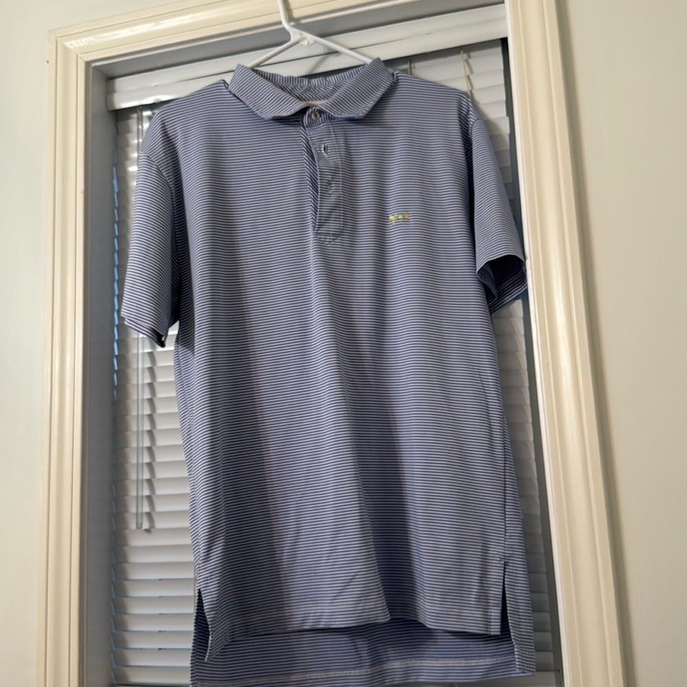 Coastal cotton performance shirt  size medium